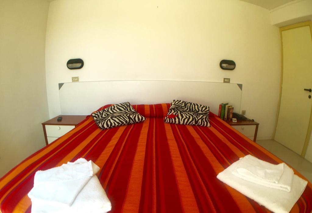 Hotel Mehari Riccione Buitenkant foto