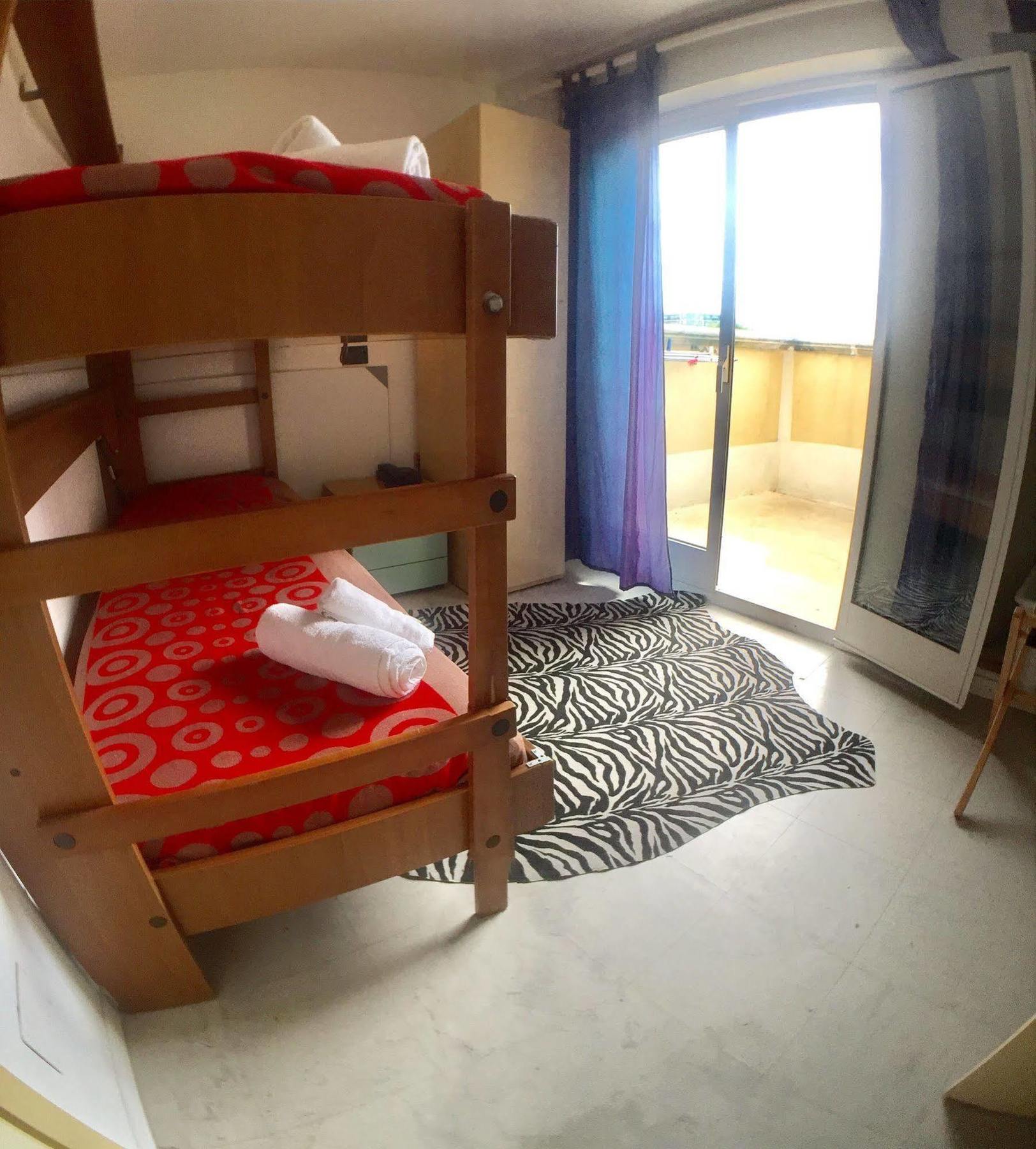 Hotel Mehari Riccione Buitenkant foto